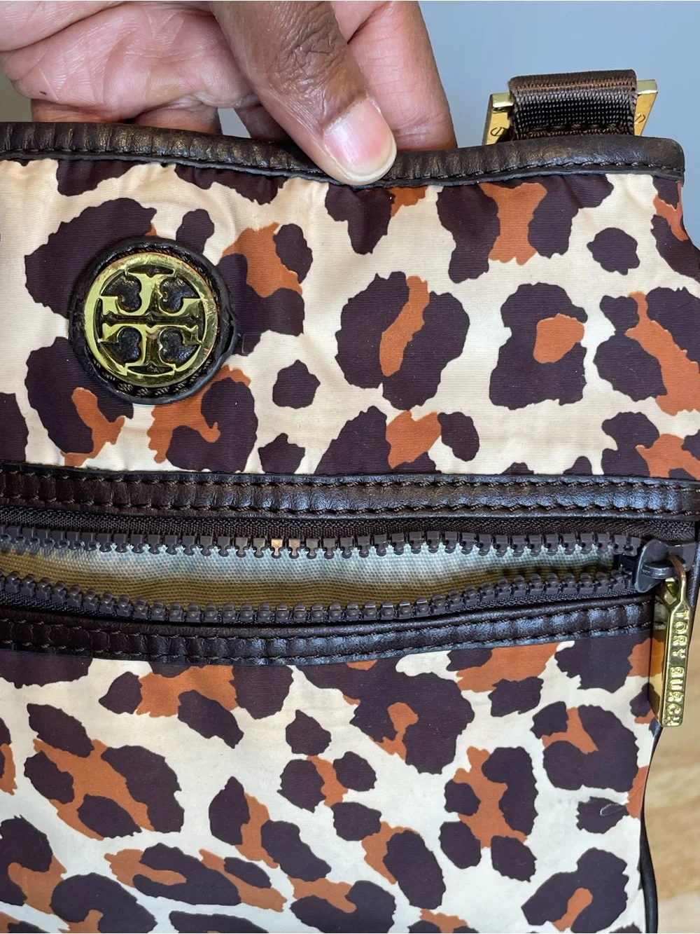 Tory Burch compact leopard